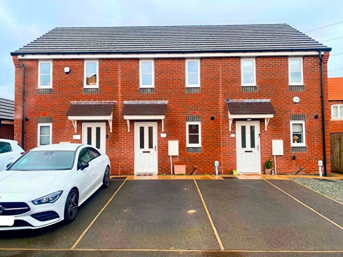 2 Bedroom Terraced House For Sale In Harbottle Way, Kingswood, Hull, HU7