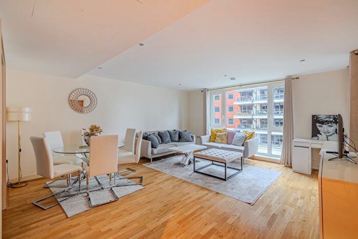 3 Bedroom Flat To Rent In Marina Point, Imperial Wharf, SW6