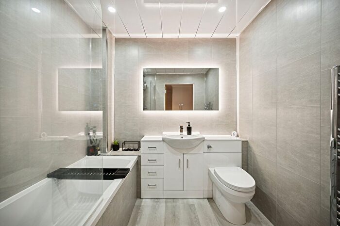 1 Bedroom Flat For Sale In Miners Walk, Dalkeith, EH22