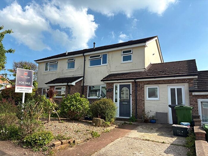 3 Bedroom Semi-Detached House For Sale In Haydons Park, Honiton, EX14