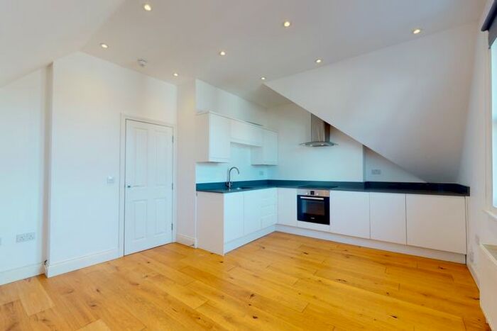 1 Bedroom Flat To Rent In Birchanger Road, South Norwood, SE25