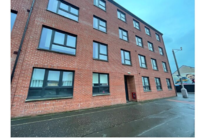 2 Bedroom Flat To Rent In , Main Street, G69