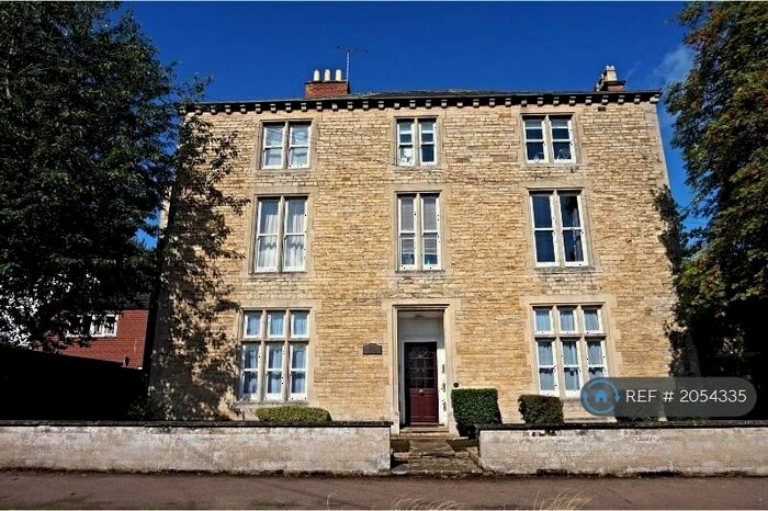 1 Bedroom Flat To Rent In Ayston Road, Uppingham, LE15