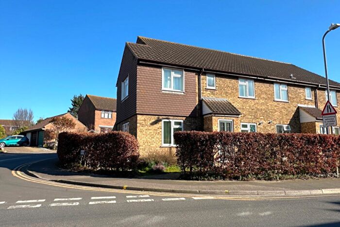 2 Bedroom Terraced House For Sale In Albert Road, Deal, CT14