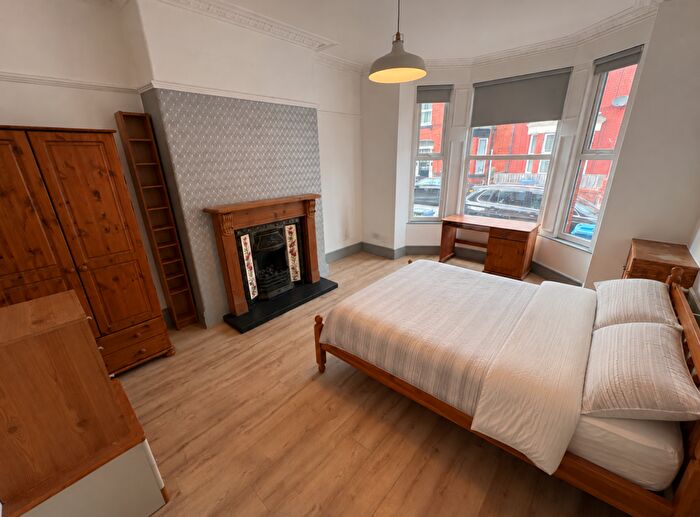 6 Bedroom House To Rent In Lidderdale Road, Liverpool, L15