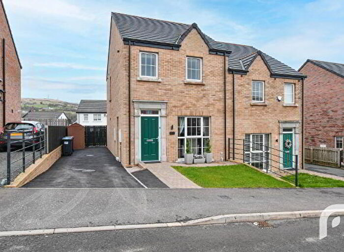 3 Bedroom Semi-Detached House For Sale In Thornberry Hill, Belfast, BT14