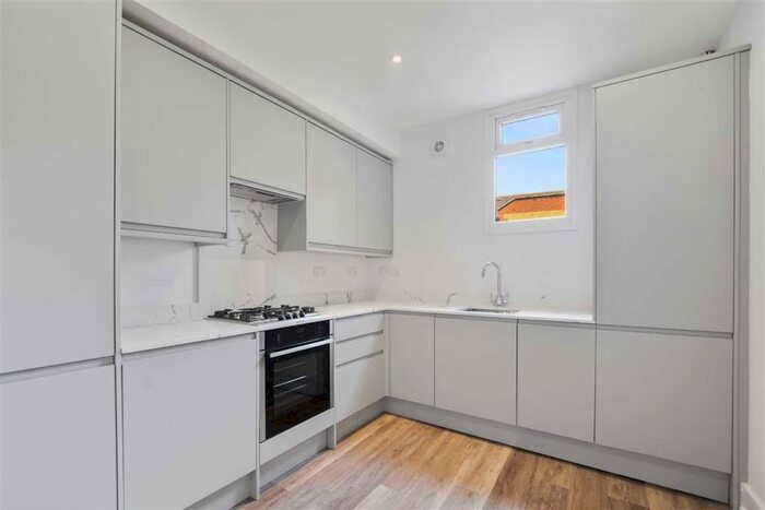 2 Bedroom Flat To Rent In Farringdon Road, Farrington Market, EC1R
