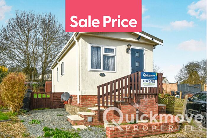 1 Bedroom Park Home For Sale In Swindon, Wiltshire, SN4