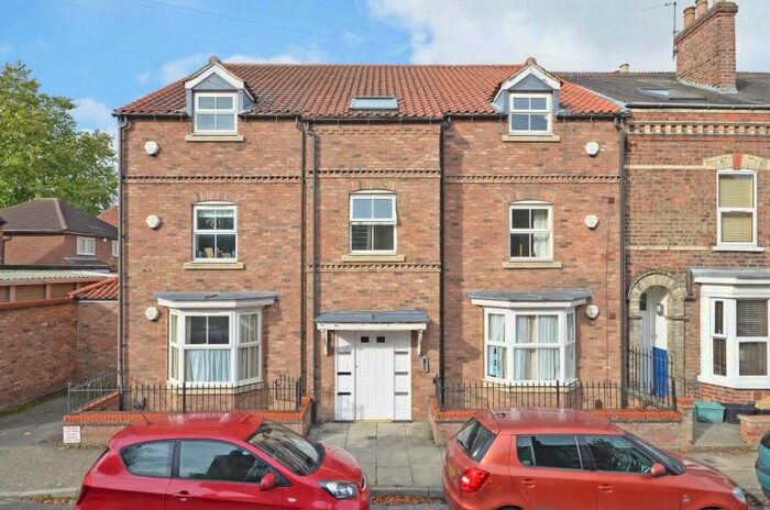 2 Bedroom Flat To Rent In Berkeley House, Lawrence Street, York, YO10