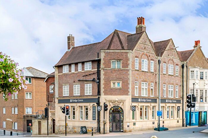 2 Bedroom Flat For Sale In Eridge Road, Crowborough, TN6
