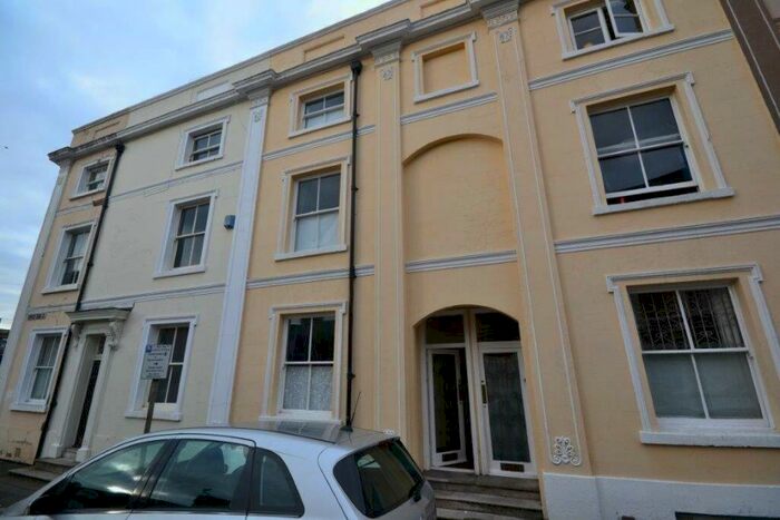 8 Bedroom House To Rent In / Upper King Street, Leicester, LE1