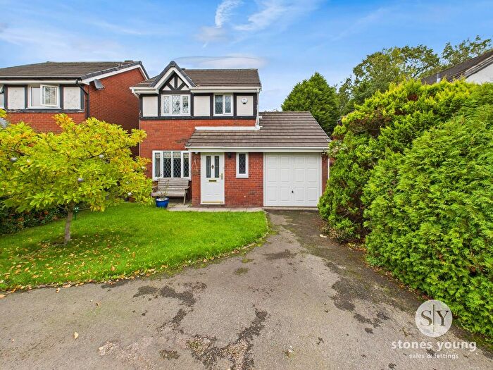 3 Bedroom Detached House For Sale In Bank Lane, Blackburn, BB1