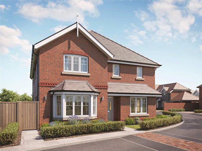 3 Bedroom Semi-Detached House For Sale In High Street, Ripley, Woking, Surrey, GU23