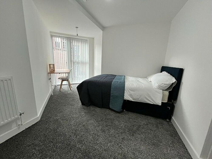 9 Bedroom Apartment To Rent In Camden Street, Liverpool, Merseyside, L3