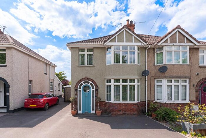 3 Bedroom Semi-Detached House For Sale In Tower Road North, Warmley, BS30