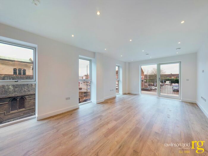 2 Bedroom Flat To Rent In Sheepcote Road, Harrow-On-The-Hill, Harrow, HA1