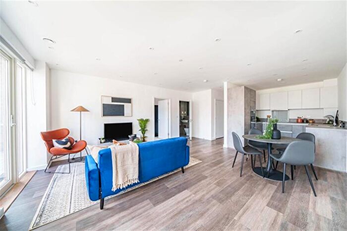 1 Bedroom Apartment To Rent In Bed, Th Floor, Muroc, Verona House In Beam Park, RM9