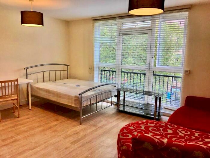 4 Bedroom Maisonette To Rent In Plender Street, London, NW1
