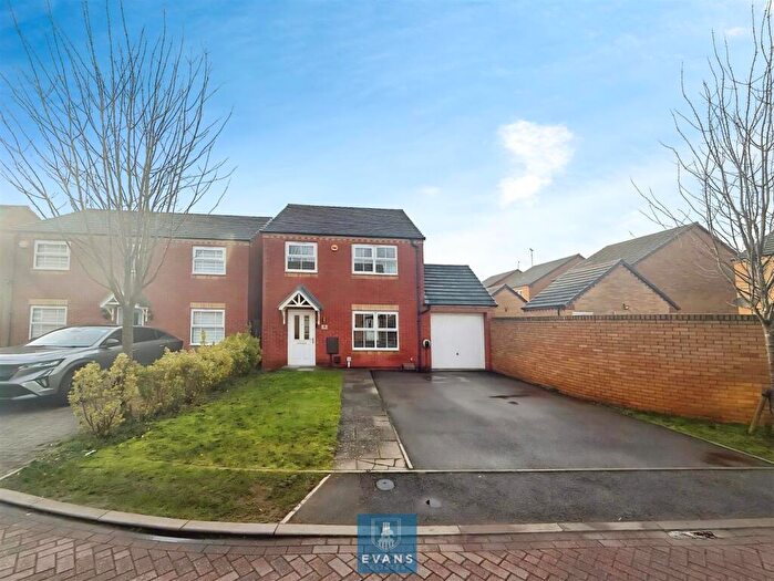 4 Bedroom Detached House For Sale In Emily Allen Road, Whitmore Park, Coventry, CV6