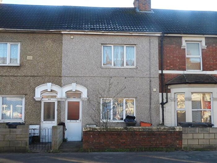 3 Bedroom Terraced House To Rent In Manchester Road, Swindon, SN1