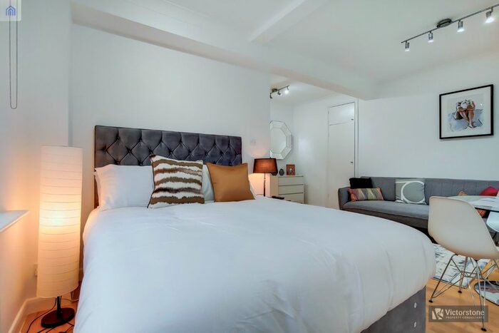 Studio To Rent In Warren Court, Warren Street, Fitzrovia, London, NW1