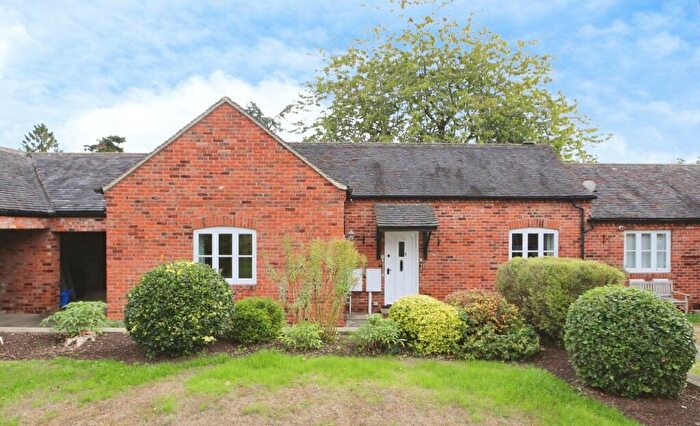 2 Bedroom Semi-Detached Bungalow For Sale In Hayes Farm Court, Ticknall, DE73