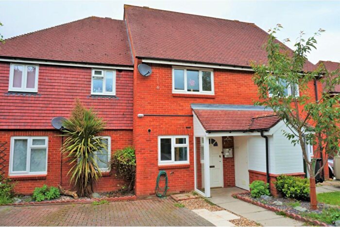 2 Bedroom Terraced House To Rent In Waterlily Close, Basingstoke, RG21