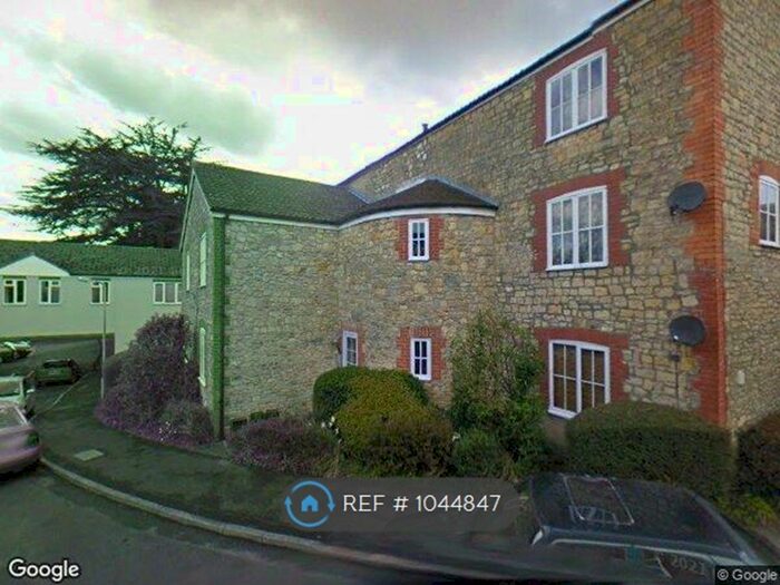 1 Bedroom Flat To Rent In Vineys Yard, Bruton BA10