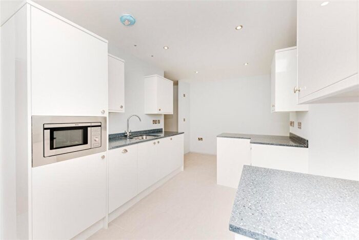 4 Bedroom House To Rent In Albany Villas, Hove, East Sussex, BN3