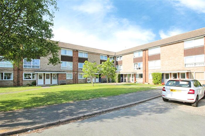 2 Bedroom Flat For Sale In Inglewood Court, Liebenrood Road, Reading, RG30