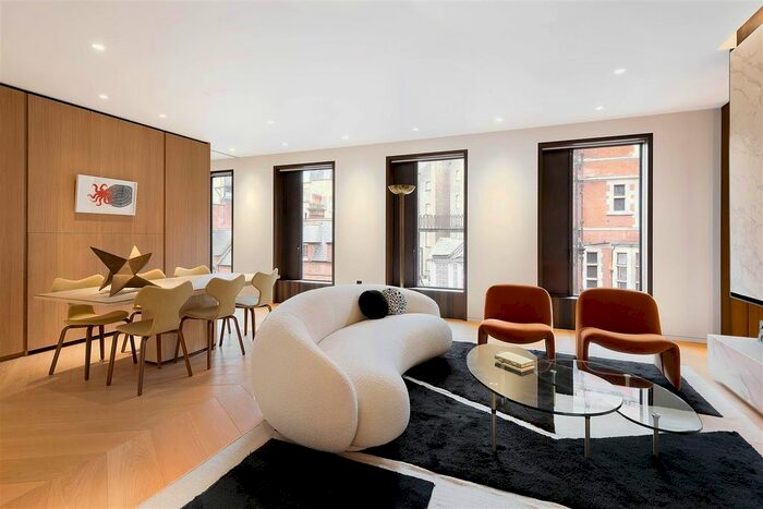 2 Bedroom Flat To Rent In Mount Row, London, W1K