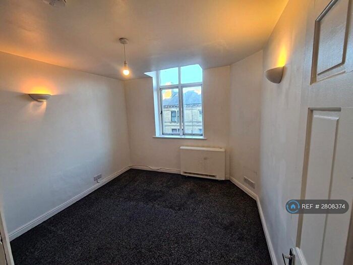 1 Bedroom Flat To Rent In North Street, Keighley, BD21
