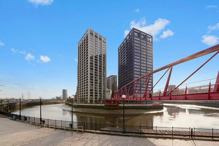 Studio To Rent In Bridgewater House, London City Island, E14