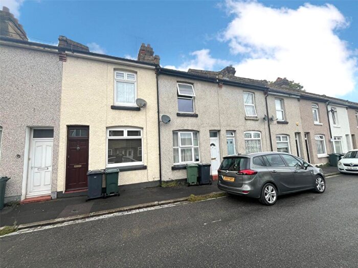 2 Bedroom Terraced House To Rent In Gordon Road, Dartford, Kent, DA1