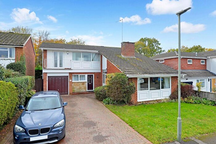 4 Bedroom Detached House For Sale In Northdowns, Cranleigh, GU6