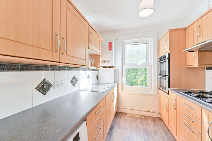 1 Bedroom Flat To Rent In Albert Road, Mitcham, CR4