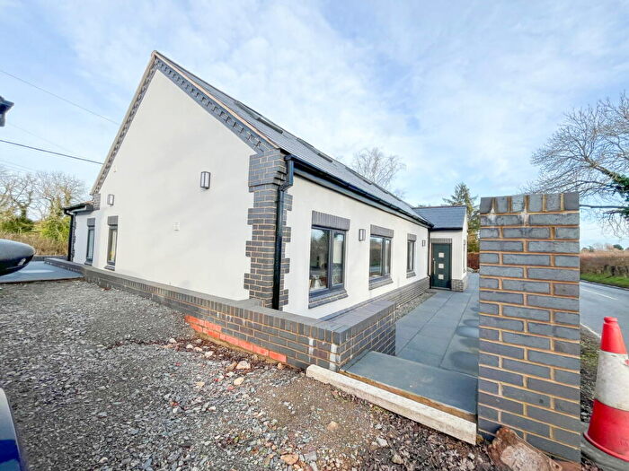5 Bedroom Detached House For Sale In Woodholme, Kirby Lane, Leicester., LE9
