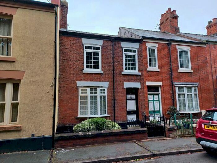 3 Bedroom Town House To Rent In Park Road, Congleton, CW12