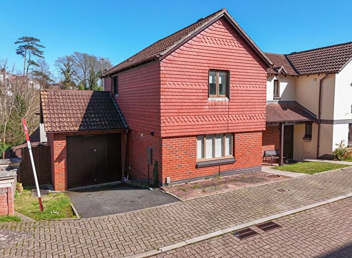 3 Bedroom Semi-Detached House For Sale In Mariners Way, Preston, Paignton, TQ3