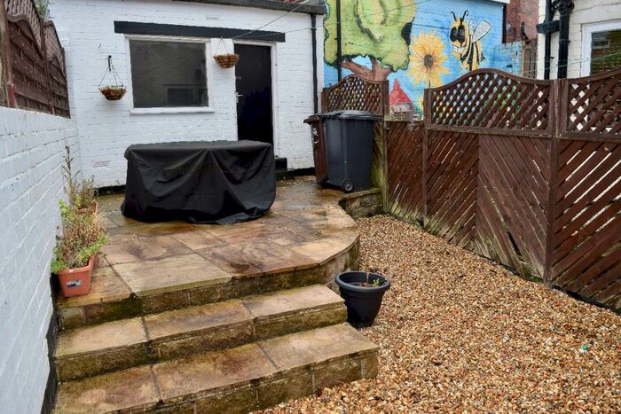 2 Bedroom Terraced House To Rent In Ulverston Road, Sheffield, S8