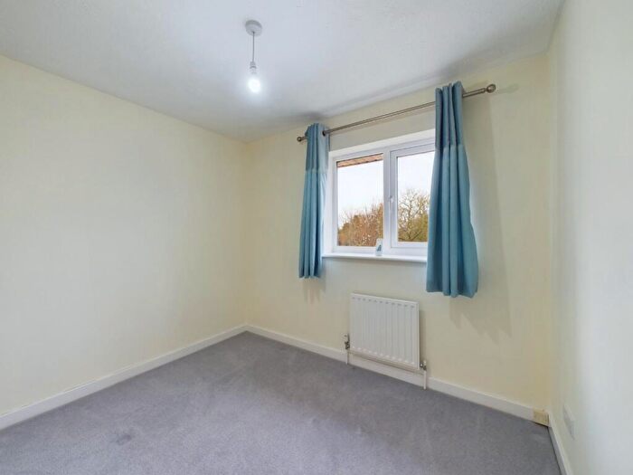 2 Bedroom Terraced House For Sale In Barry Road, Abington, Northampton, NN1