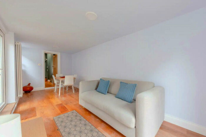 1 Bedroom Apartment To Rent In Consort Road Peckham, London, ., SE15