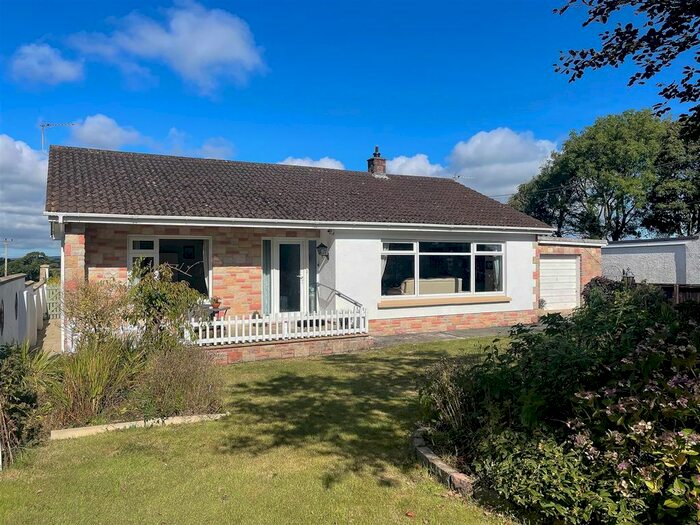 3 Bedroom Bungalow For Sale In Crundale, Haverfordwest, SA62