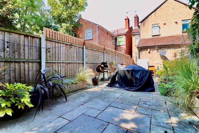 2 Bedroom End Of Terrace House To Rent In Victoria Crescent, City Centre, Chelmsford, CM1