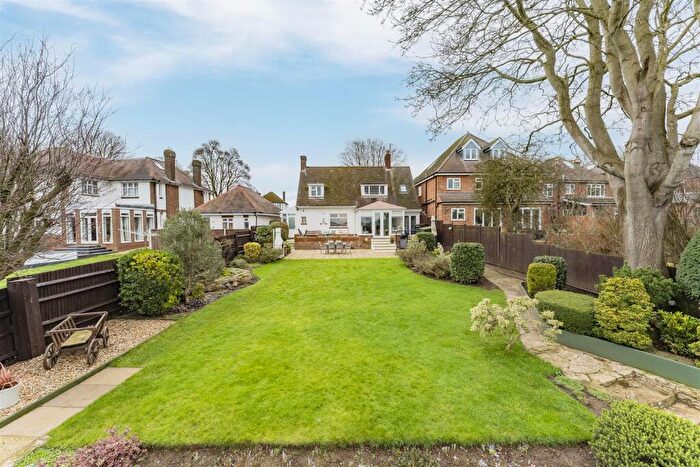 2 Bedroom Detached House For Sale In Gipsy Lane, Kettering, NN16