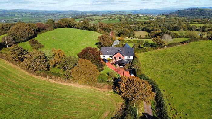 6 Bedroom Detached House For Sale In Cefn Abbey, Llanarthney, Carmarthen, SA32