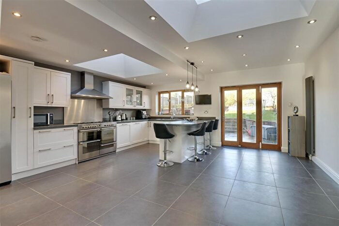 3 Bedroom Property For Sale In Woodfield Avenue, Portsmouth, PO6