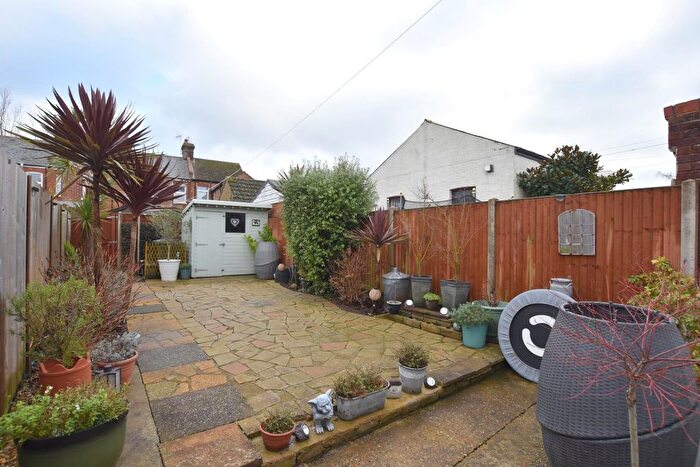 3 Bedroom Terraced House For Sale In Frampton Road, Hythe, CT21