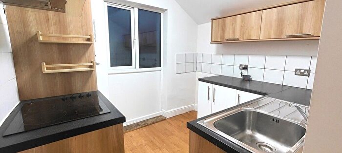 2 Bedroom Flat To Rent In Wellington Street, Kettering, NN16