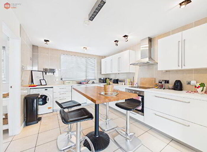 1 Bedroom Apartments For Sale In D Ramore Street, Portrush, BT56